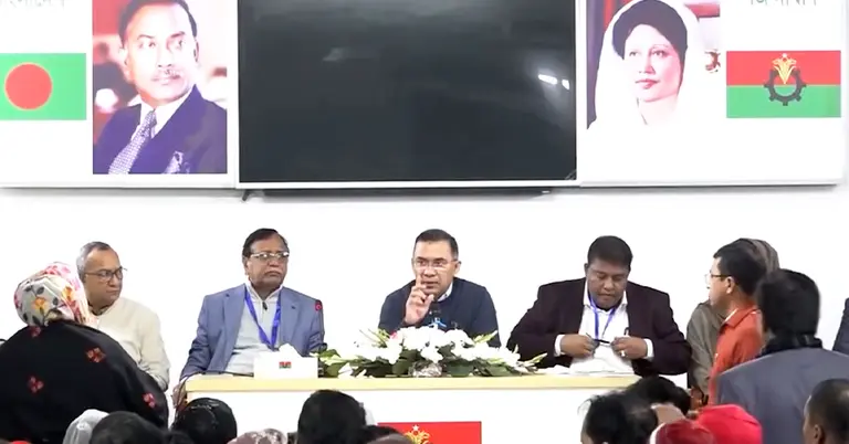 নেতাকর্মীদের দিক নির্দেশনা দেন বিএনপির ভারপ্রাপ্ত চেয়ারম্যান তারেক রহমান